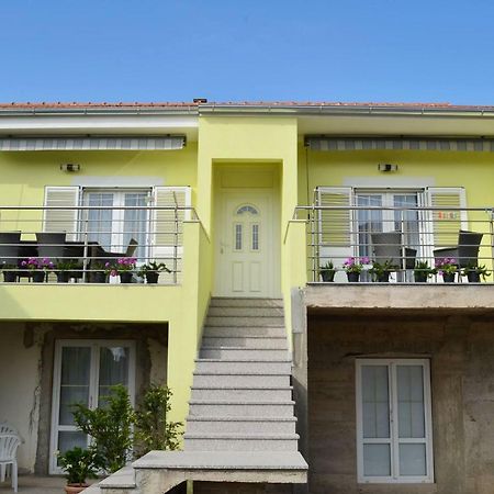 Apartman Rosa Pirovac Exterior foto