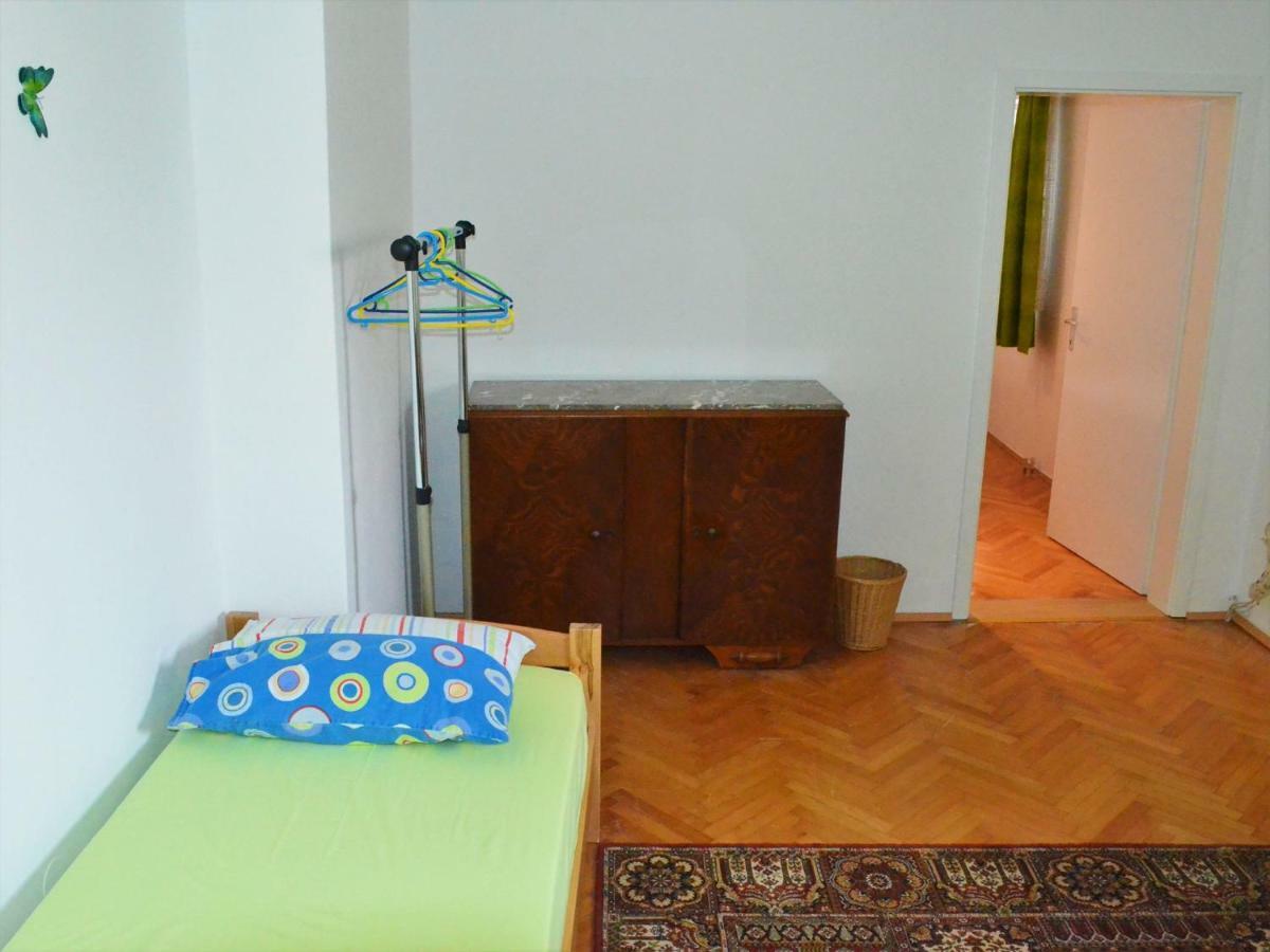 Apartman Rosa Pirovac Exterior foto